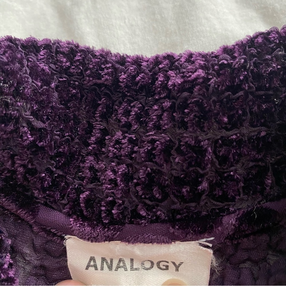 Analogy long sleeve button down size Large - Picture 5 of 5